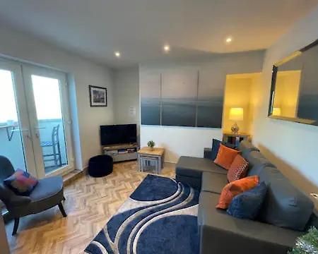 Spectacular 2 Bedroom Balcony Sea View Flat Scarborough Eksteriør billede